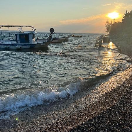 Apartmani Tin Starigrad Paklenica Buitenkant foto