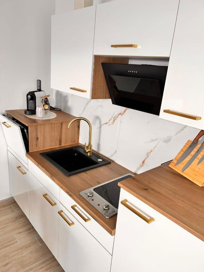 Apartmani Tin Starigrad Paklenica Buitenkant foto